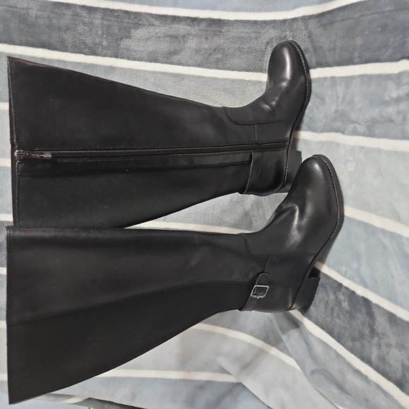 Easy Spirit CHAZA Wide Calf Boot - Picture 2 of 11